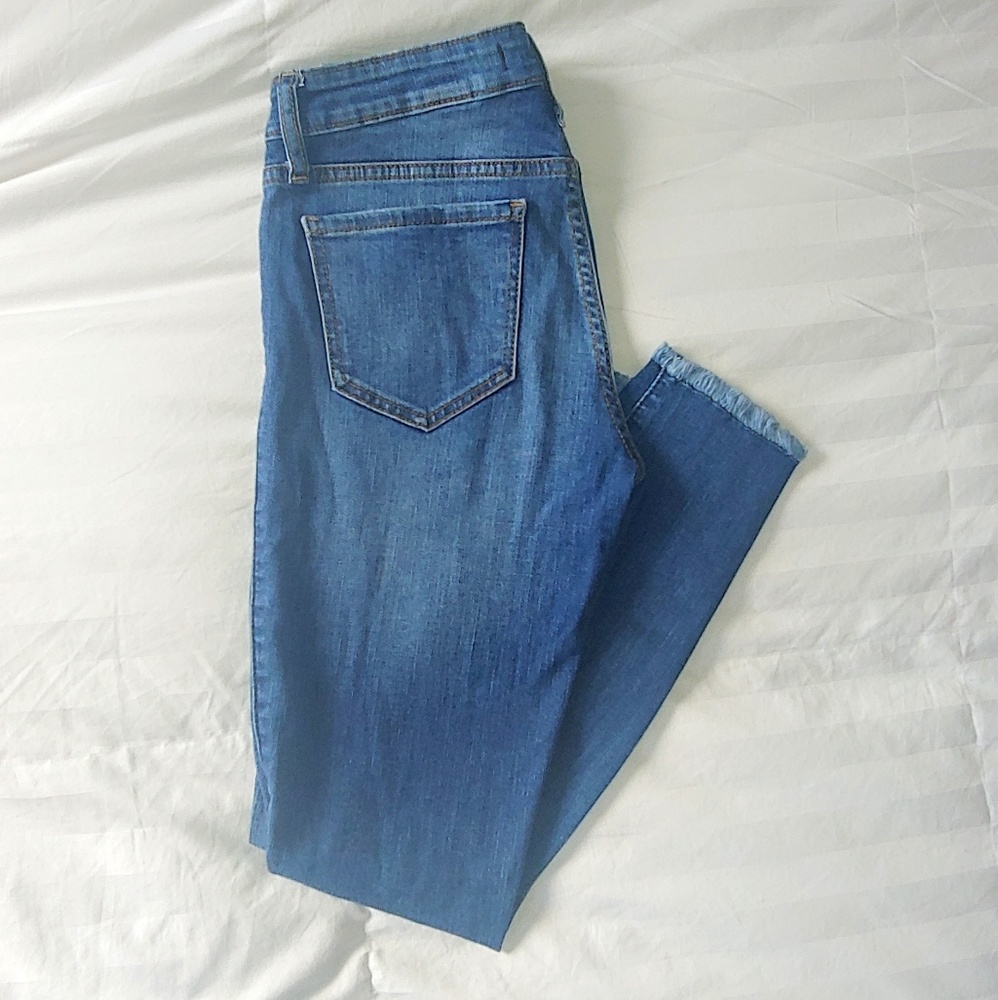 Mid Wash Distressed Jeans